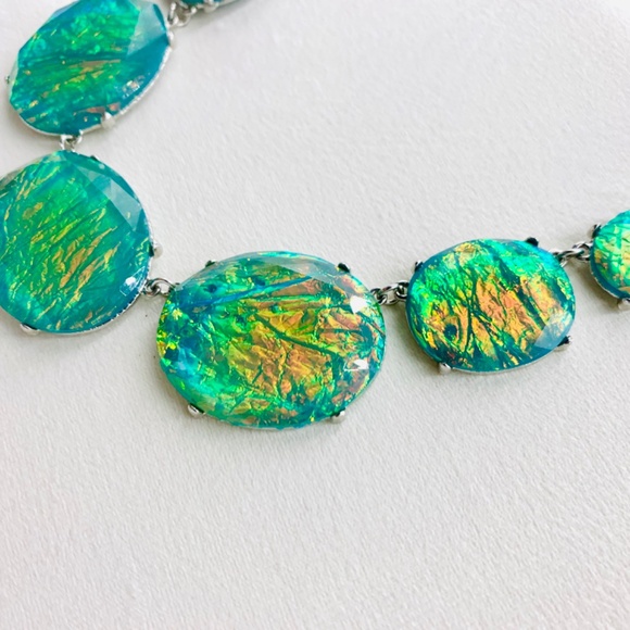 Iridescent large vintage opal inspired bold blue green statement bib necklace - Picture 4 of 13